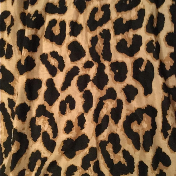 AMAZING VINTAGE  LEOPARD CHEETAH LARGE DRESSY SCARF Y2K, NWOT - Picture 3 of 4